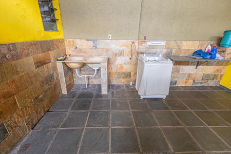 Casa à venda com 376m², 3 quartos e 2 vagasarea de serviço