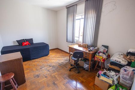Casa à venda com 376m², 3 quartos e 2 vagasquarto 2