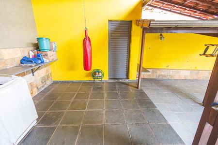 Casa à venda com 376m², 3 quartos e 2 vagasarea de serviço