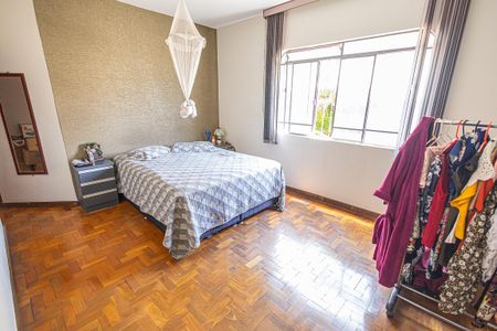 Casa à venda com 376m², 3 quartos e 2 vagasquarto 1 / suite