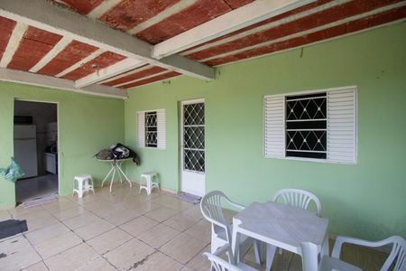 Casa para alugar com 70m², 2 quartos e 1 vagaVaranda