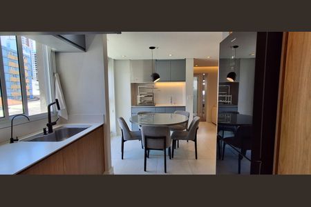 Apartamento à venda com 83m², 2 quartos e 2 vagasCozinha 