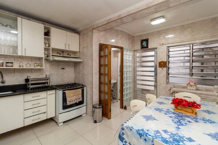 Casa à venda com 108m², 2 quartos e 1 vagaCozinha