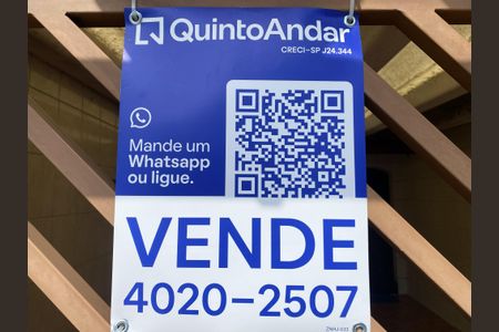 Casa à venda com 108m², 2 quartos e 1 vagaPlaquinha