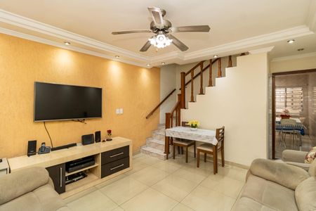 Casa à venda com 108m², 2 quartos e 1 vagaSala