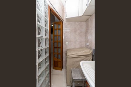 Casa à venda com 108m², 2 quartos e 1 vagaÁrea de Serviço