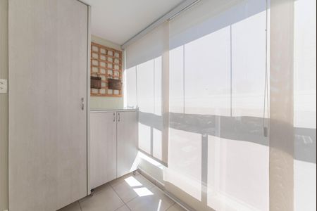 Apartamento à venda com 38m², 1 quarto e 1 vaga Apartamento à venda com 38m², 1 quarto e 1 vagaVaranda