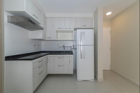 Apartamento à venda com 38m², 1 quarto e 1 vaga Apartamento à venda com 38m², 1 quarto e 1 vagaCozinha