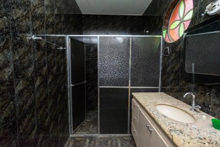 Casa à venda com 200m², 2 quartos e 5 vagasCasa2 - Banheiro