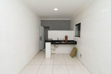 Casa à venda com 200m², 2 quartos e 5 vagasKitnet - Cozinha