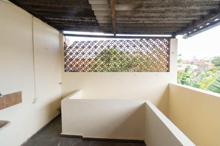 Casa à venda com 200m², 2 quartos e 5 vagasCasa2 - Varanda da Entrada