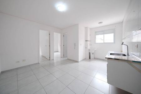 Sala/Cozinha de apartamento para alugar com 2 quartos, 51m² em Ponte Rasa, São Paulo