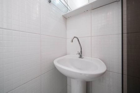 Apartamento para alugar com 51m², 2 quartos e sem vagaBanheiro