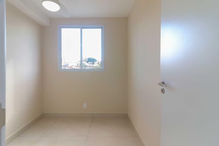 Quarto 1 de apartamento para alugar com 2 quartos, 37m² em Vila Butantã, São Paulo