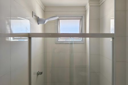 Apartamento para alugar com 102m², 2 quartos e 2 vagas Apartamento para alugar com 102m², 2 quartos e 2 vagasBanheiro da Suíte