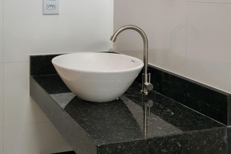 Apartamento para alugar com 133m², 3 quartos e 3 vagas Apartamento para alugar com 133m², 3 quartos e 3 vagasBanheiro da Suíte 1