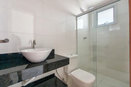 Apartamento para alugar com 133m², 3 quartos e 3 vagas Apartamento para alugar com 133m², 3 quartos e 3 vagasBanheiro da Suíte 1
