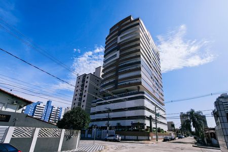 Apartamento para alugar com 133m², 3 quartos e 3 vagas Apartamento para alugar com 133m², 3 quartos e 3 vagasFachada