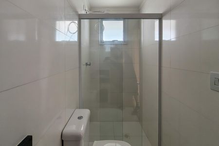 Apartamento para alugar com 133m², 3 quartos e 3 vagas Apartamento para alugar com 133m², 3 quartos e 3 vagasBanheiro da Suíte 2