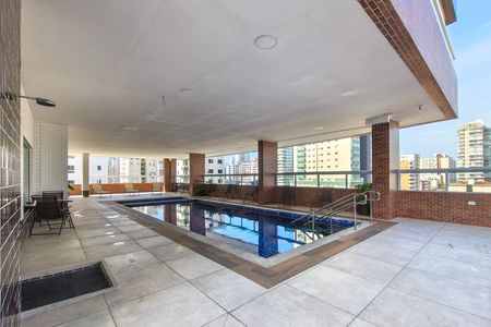 Apartamento para alugar com 133m², 3 quartos e 3 vagas Apartamento para alugar com 133m², 3 quartos e 3 vagasÁrea comum - Piscina
