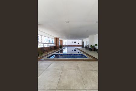 Apartamento para alugar com 133m², 3 quartos e 3 vagas Apartamento para alugar com 133m², 3 quartos e 3 vagasÁrea comum - Piscina