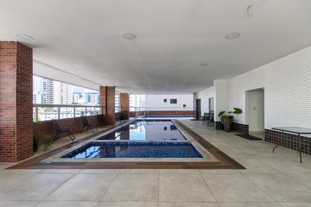 Apartamento para alugar com 133m², 3 quartos e 3 vagas Apartamento para alugar com 133m², 3 quartos e 3 vagasÁrea comum - Piscina