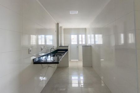 Cozinha de apartamento para alugar com 3 quartos, 133m² em Guilhermina, Praia Grande