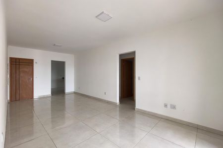 Apartamento para alugar com 133m², 3 quartos e 3 vagas Apartamento para alugar com 133m², 3 quartos e 3 vagasSala