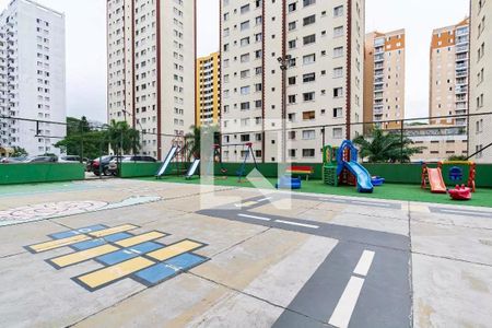 Apartamento à venda com 48m², 2 quartos e 1 vaga Apartamento à venda com 48m², 2 quartos e 1 vagaÁrea comum - Playground