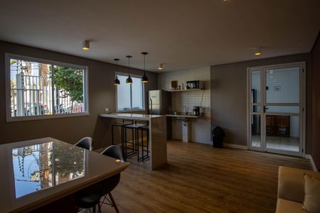 Apartamento para alugar com 37m², 2 quartos e sem vagaÁrea comum - Salão de festas