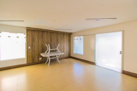 Apartamento para alugar com 48m², 2 quartos e 1 vaga Apartamento para alugar com 48m², 2 quartos e 1 vagaSalão de Festas