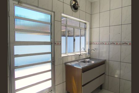 Sala - Cozinha de casa para alugar com 2 quartos, 105m² em Presidente Altino, Osasco