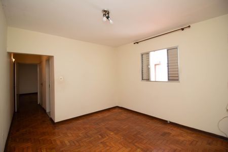 Casa à venda com 157m², 2 quartos e 2 vagas Casa à venda com 157m², 2 quartos e 2 vagasQuarto 2