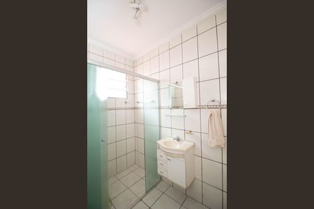 Casa à venda com 157m², 2 quartos e 2 vagas Casa à venda com 157m², 2 quartos e 2 vagasBanheiro 2