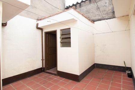 Casa à venda com 157m², 2 quartos e 2 vagas Casa à venda com 157m², 2 quartos e 2 vagasÁrea externa