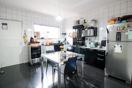 Casa à venda com 120m², 4 quartos e 1 vagaCozinha