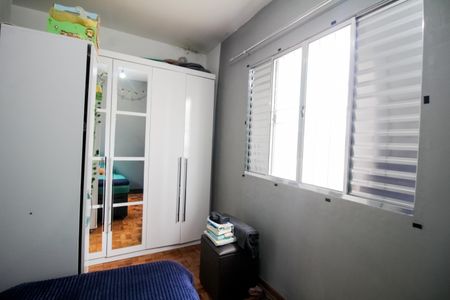 Casa à venda com 120m², 4 quartos e 1 vagaQuarto B - 2