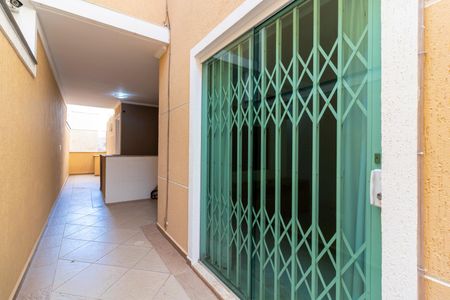 Casa para alugar com 286m², 3 quartos e 4 vagas Casa para alugar com 286m², 3 quartos e 4 vagasCorredor Lateral