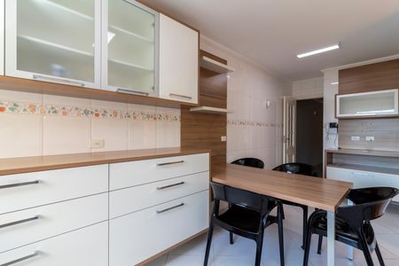 Casa para alugar com 286m², 3 quartos e 4 vagas Casa para alugar com 286m², 3 quartos e 4 vagasCozinha