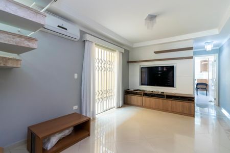 Sala de Estar de casa para alugar com 3 quartos, 286m² em Mandaqui, São Paulo