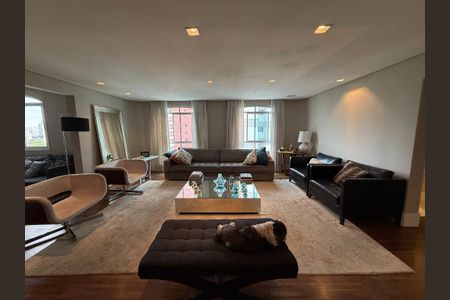 Apartamento à venda com 3 quartos, 167m² em Vila Sofia, São Paulo