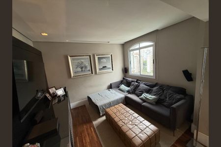 Apartamento à venda com 3 quartos, 167m² em Vila Sofia, São Paulo