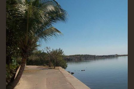 Apartamento à venda com 82m², 2 quartos e 1 vaga