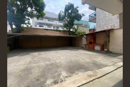 Apartamento à venda com 67m², 2 quartos e 1 vaga