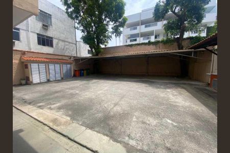 Apartamento à venda com 67m², 2 quartos e 1 vaga