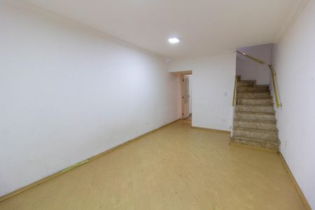 Sala de casa à venda com 4 quartos, 108m² em Jardim Santa Clara, Guarulhos
