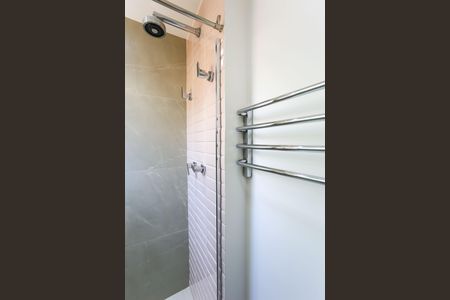 Apartamento à venda com 68m², 2 quartos e 1 vaga Apartamento à venda com 68m², 2 quartos e 1 vagaBanheiro da Suíte