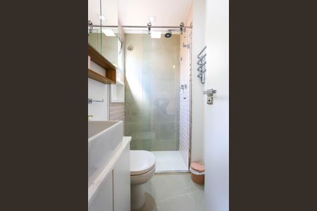 Apartamento à venda com 68m², 2 quartos e 1 vaga Apartamento à venda com 68m², 2 quartos e 1 vagaBanheiro da Suíte