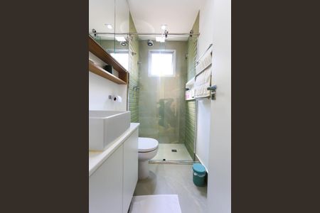 Apartamento à venda com 68m², 2 quartos e 1 vaga Apartamento à venda com 68m², 2 quartos e 1 vagaBanheiro