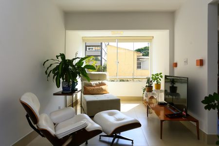 Apartamento à venda com 68m², 2 quartos e 1 vaga Apartamento à venda com 68m², 2 quartos e 1 vagaSala